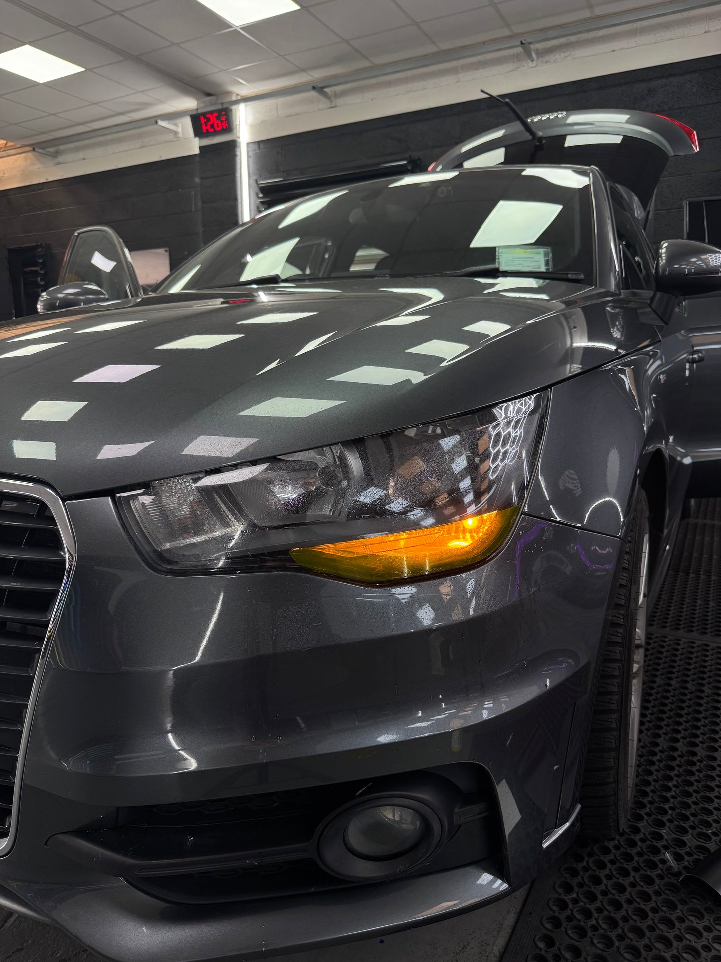Audi A1 Pre-facelift DRL kit (SKU 9031 3147)