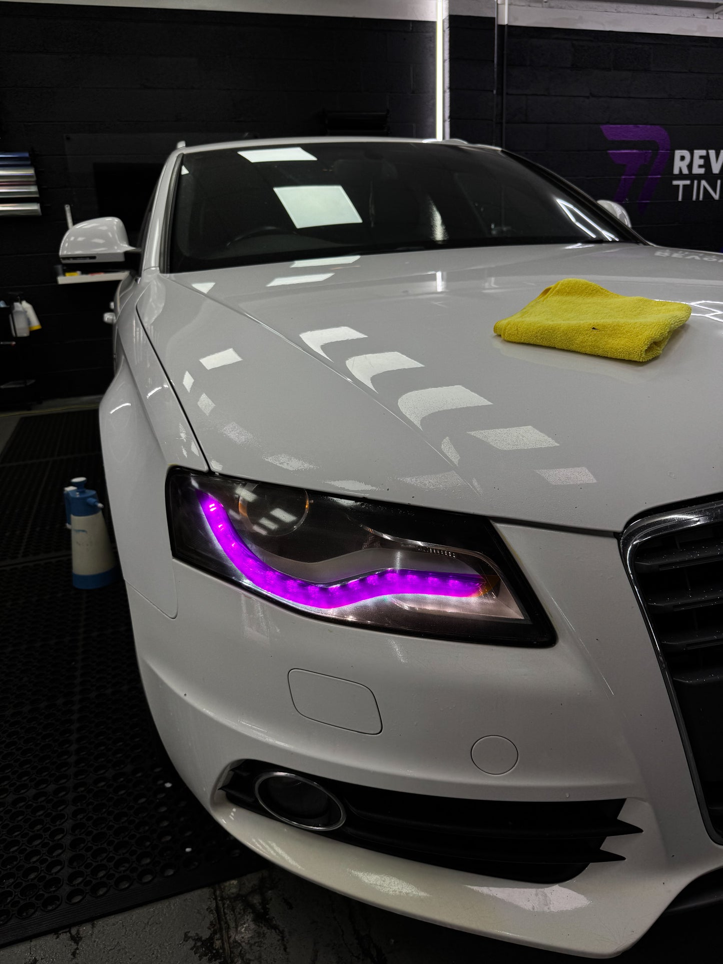 Audi A4 B8 DRL kit (SKU 9031 3131)