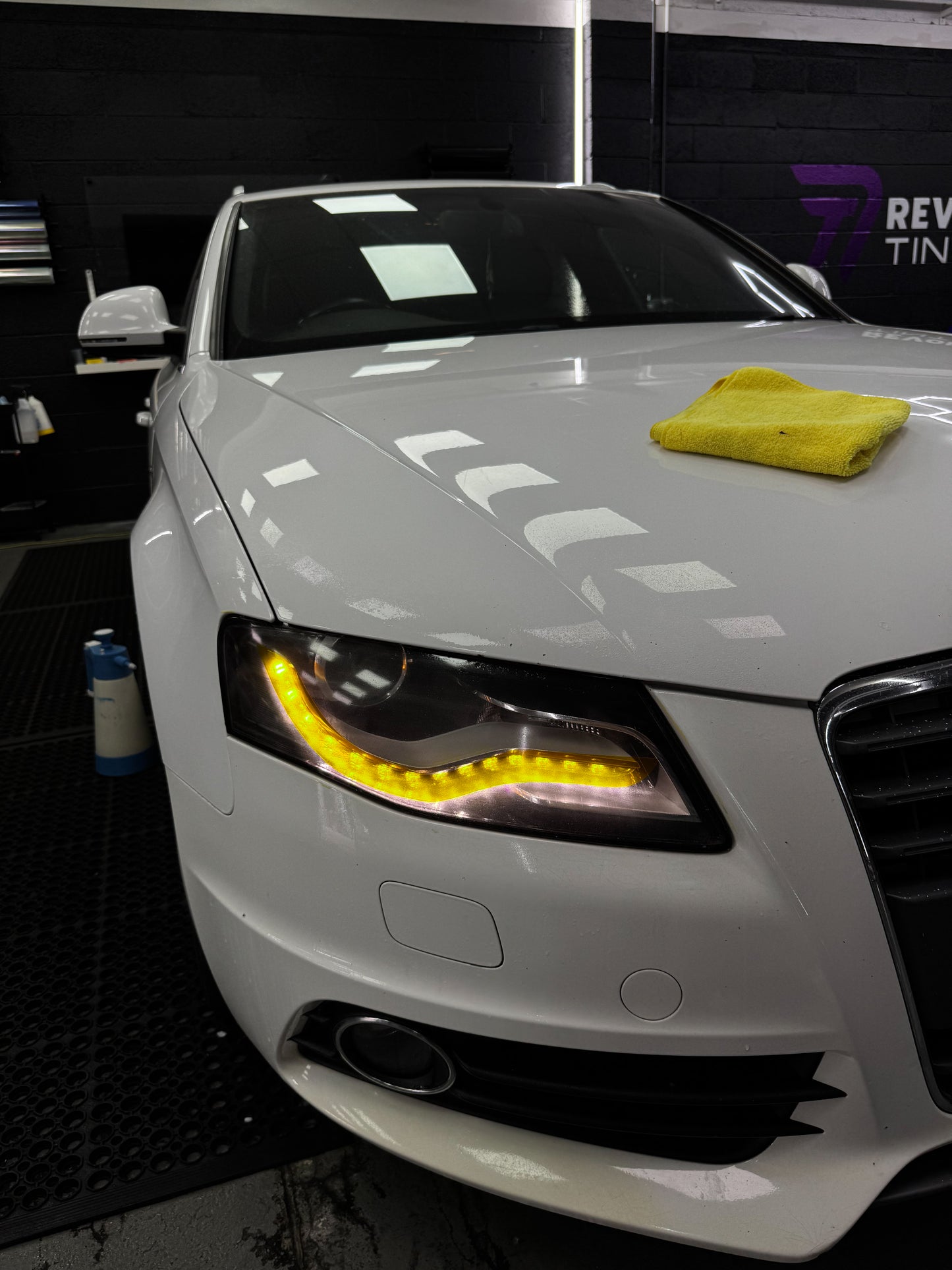 Audi A4 B8 DRL kit (SKU 9031 3131)